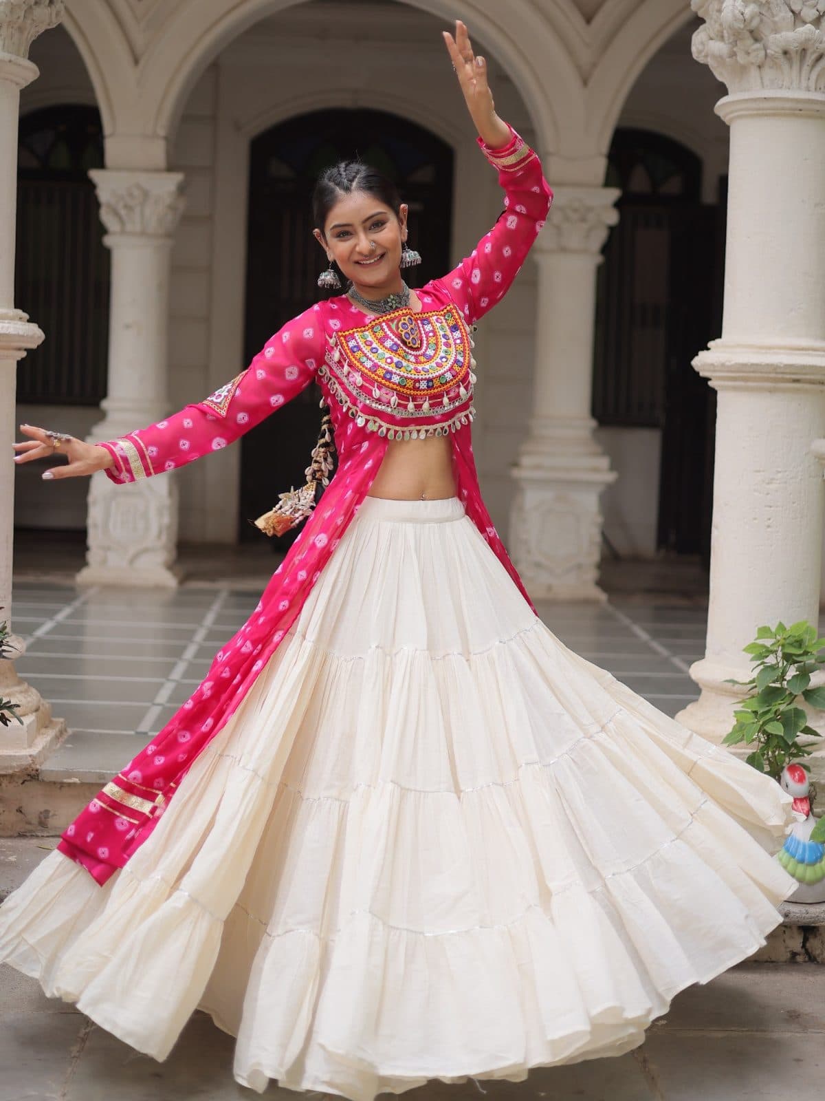Bandhani Print Cape Set with Off-White Tiered Lehenga